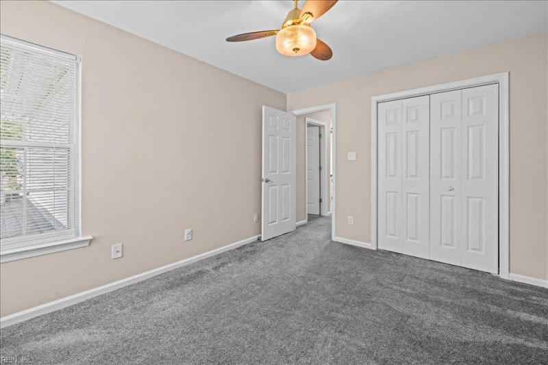 Photo 20 of 32 residential for sale in Chesapeake virginia