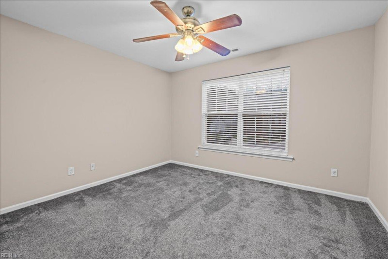 Photo 25 of 32 residential for sale in Chesapeake virginia
