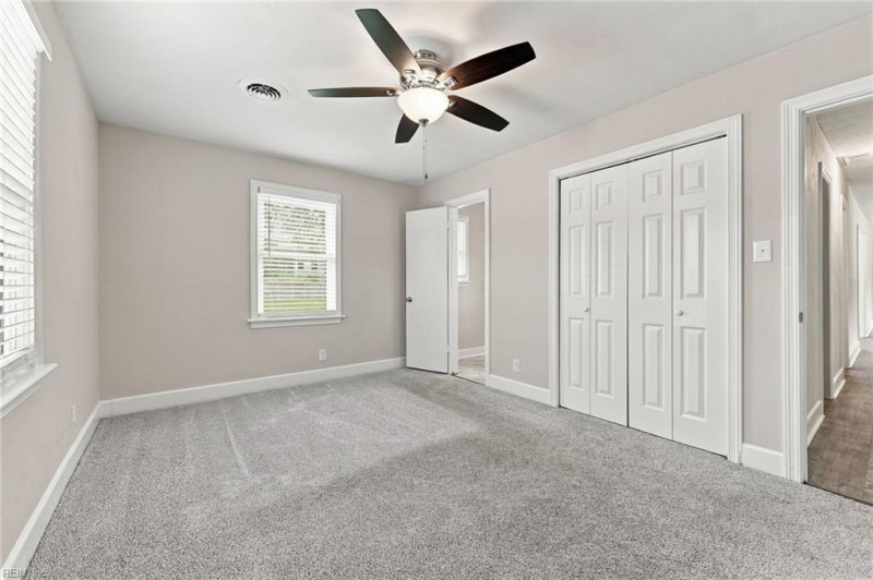 Photo 18 of 31 residential for sale in Chesapeake virginia Photo 18 of 31 residential for sale in Chesapeake virginia