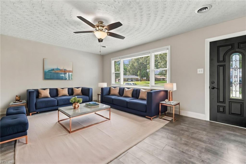Photo 6 of 31 residential for sale in Chesapeake virginia Photo 6 of 31 residential for sale in Chesapeake virginia
