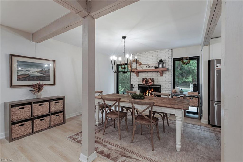 Photo 16 of 35 residential for sale in Gloucester County virginia