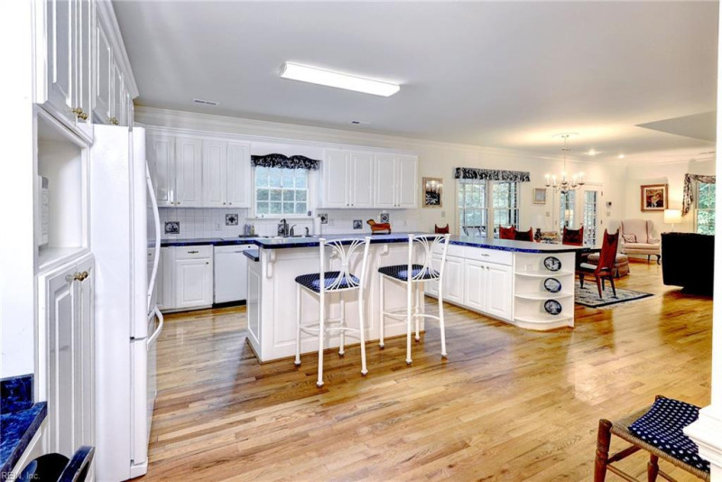 Photo 10 of 49 residential for sale in Williamsburg virginia Photo 10 of 49 residential for sale in Williamsburg virginia