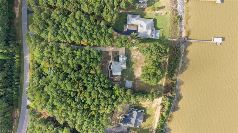 Photo 2 of 49 residential for sale in Isle of Wight County virginia