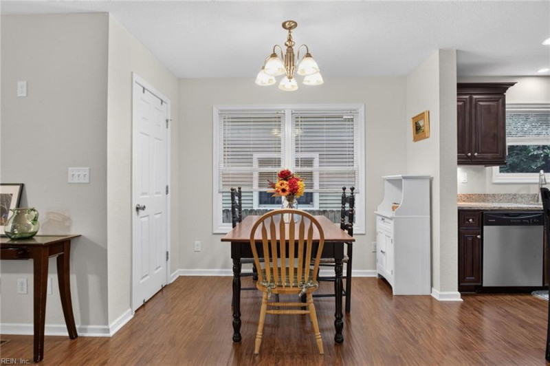 Photo 13 of 39 residential for sale in Portsmouth virginia
