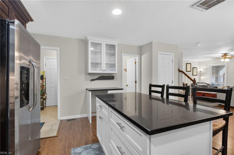 Photo 19 of 39 residential for sale in Portsmouth virginia