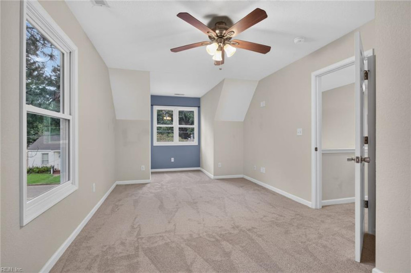 Photo 26 of 39 residential for sale in Portsmouth virginia
