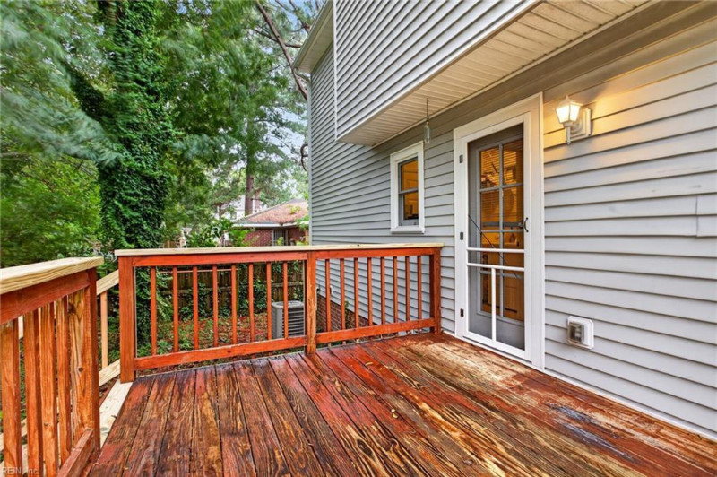 Photo 32 of 39 residential for sale in Portsmouth virginia
