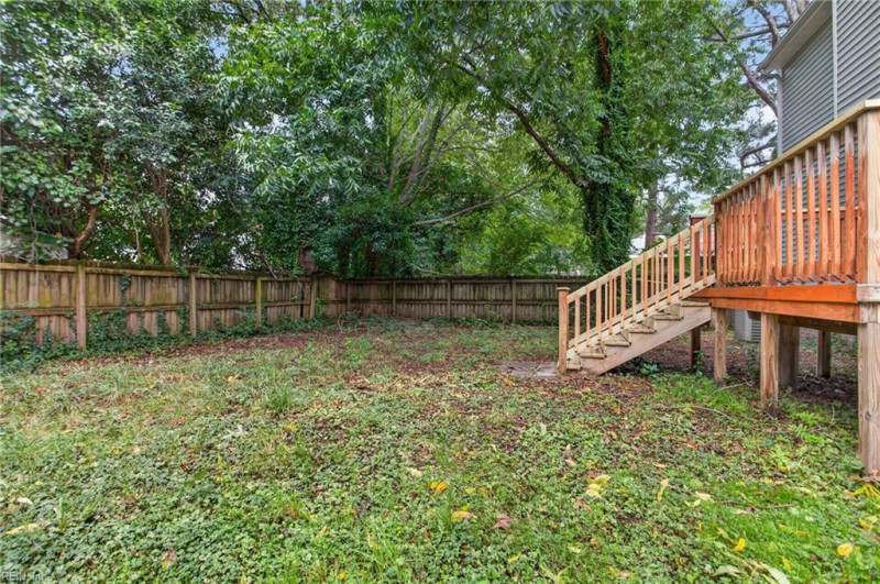 Photo 33 of 39 residential for sale in Portsmouth virginia