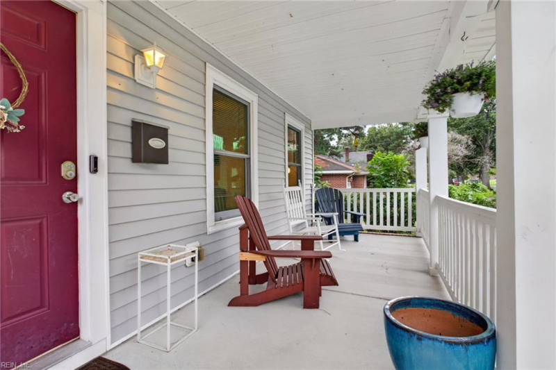 Photo 6 of 39 residential for sale in Portsmouth virginia