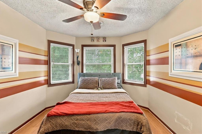 Photo 31 of 42 residential for sale in Virginia Beach virginia