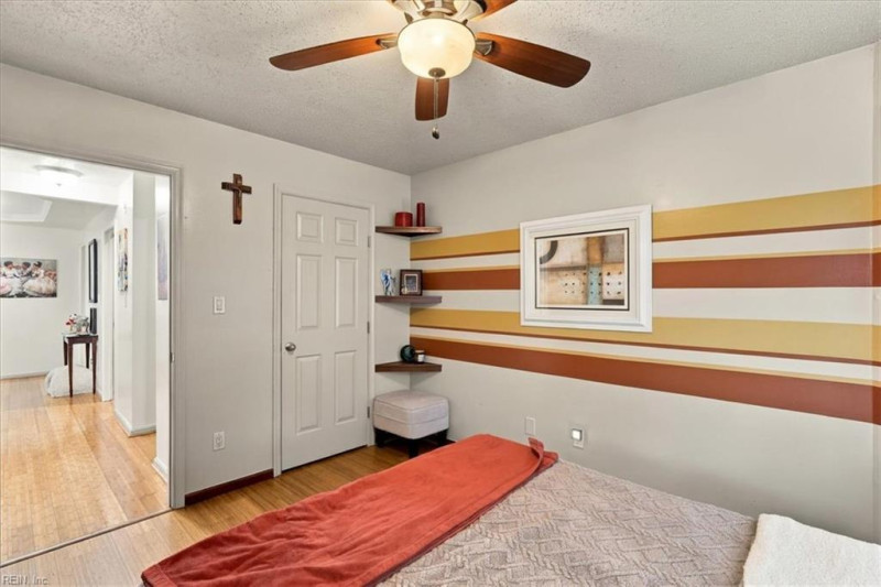Photo 32 of 42 residential for sale in Virginia Beach virginia