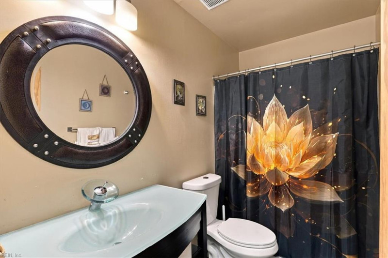 Photo 33 of 42 residential for sale in Virginia Beach virginia