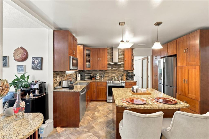Photo 8 of 42 residential for sale in Virginia Beach virginia