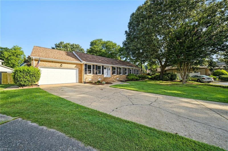 Photo 2 of 50 residential for sale in Virginia Beach virginia