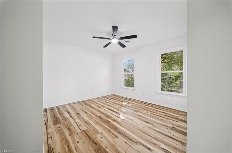 Photo 31 of 50 residential for sale in Virginia Beach virginia