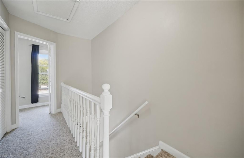 Photo 13 of 43 residential for sale in Suffolk virginia
