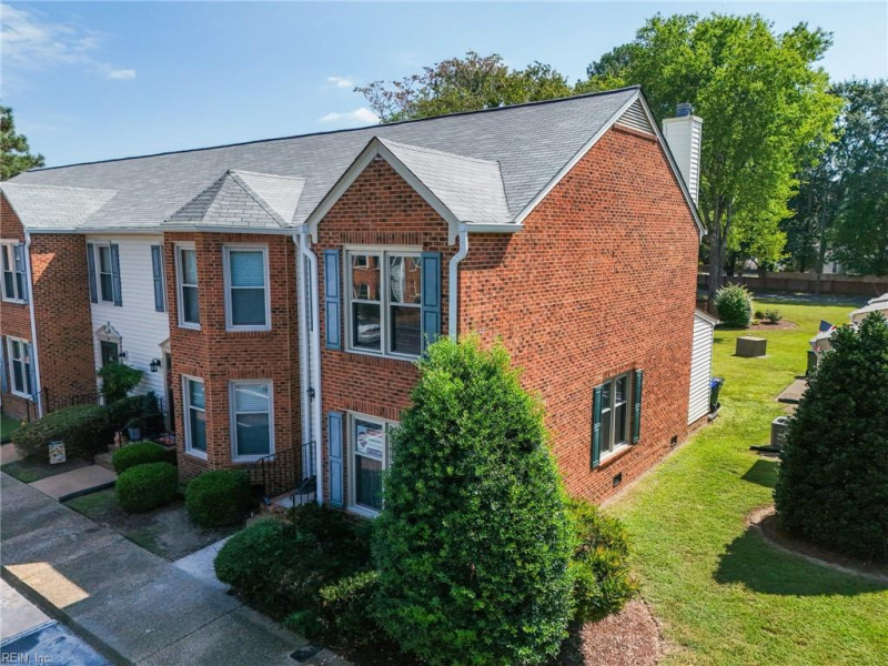 Photo 2 of 43 residential for sale in Suffolk virginia
