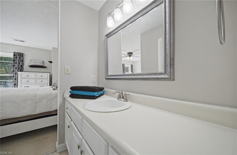 Photo 22 of 43 residential for sale in Suffolk virginia