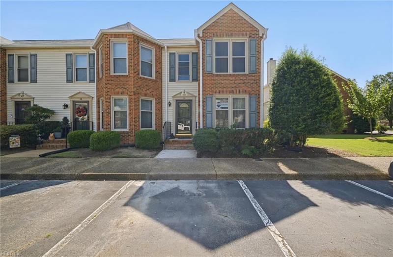 Photo 30 of 43 residential for sale in Suffolk virginia