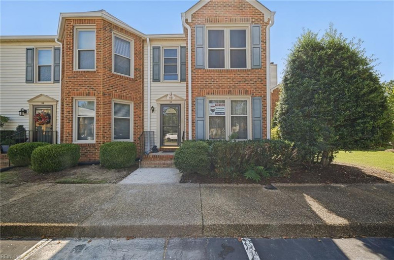 Photo 31 of 43 residential for sale in Suffolk virginia