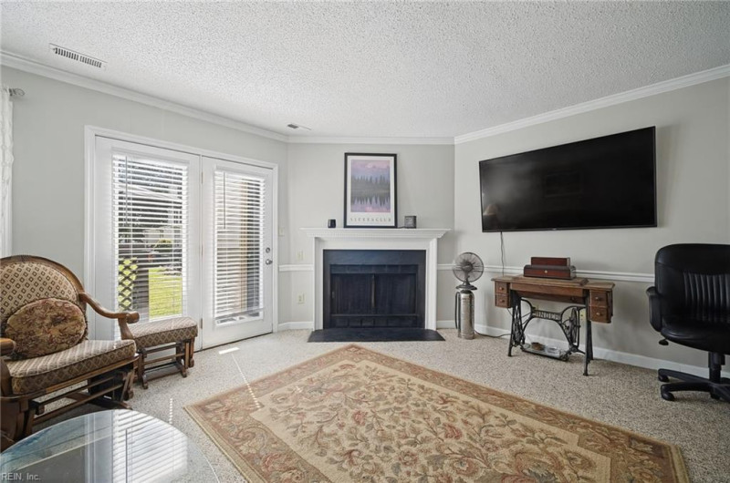 Photo 4 of 43 residential for sale in Suffolk virginia