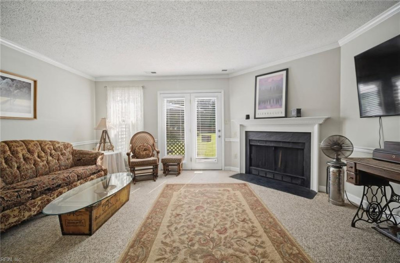 Photo 5 of 43 residential for sale in Suffolk virginia