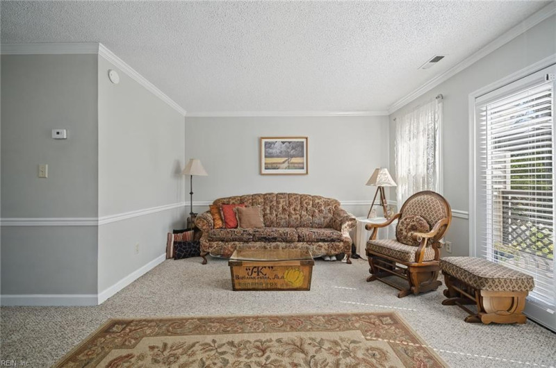 Photo 6 of 43 residential for sale in Suffolk virginia