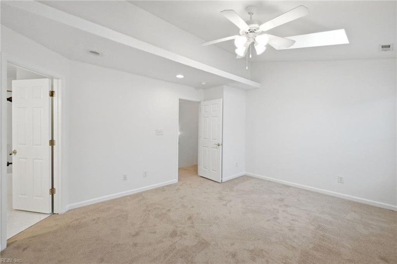 Photo 29 of 47 residential for sale in Norfolk virginia