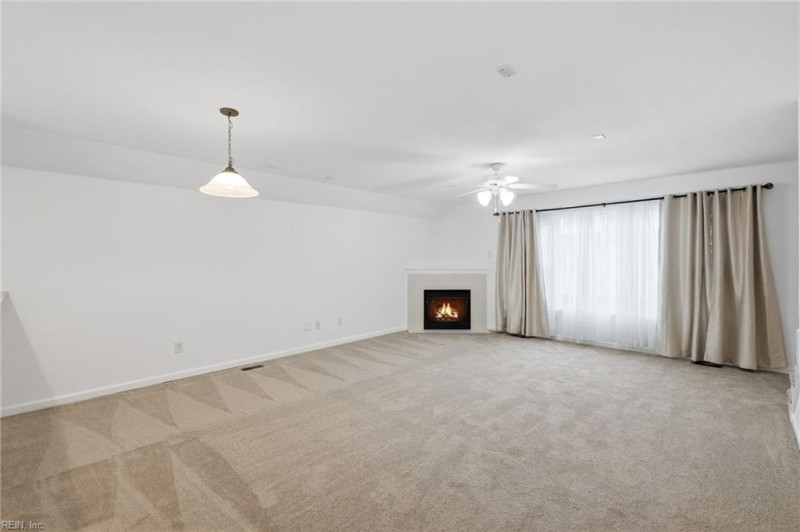 Photo 3 of 47 residential for sale in Norfolk virginia