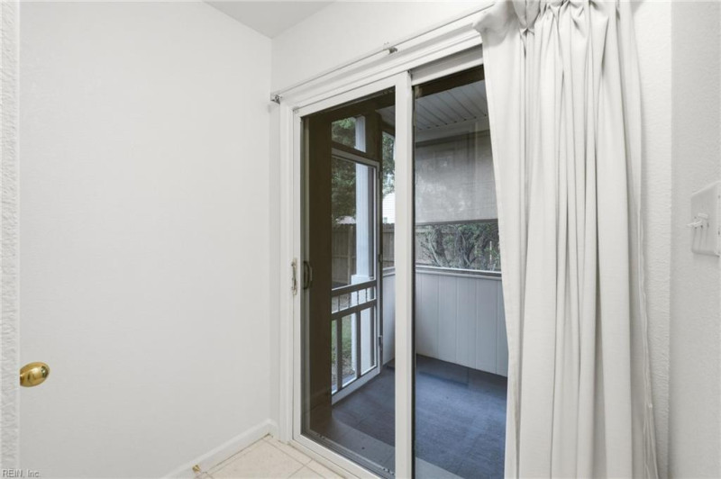 Photo 37 of 47 residential for sale in Norfolk virginia