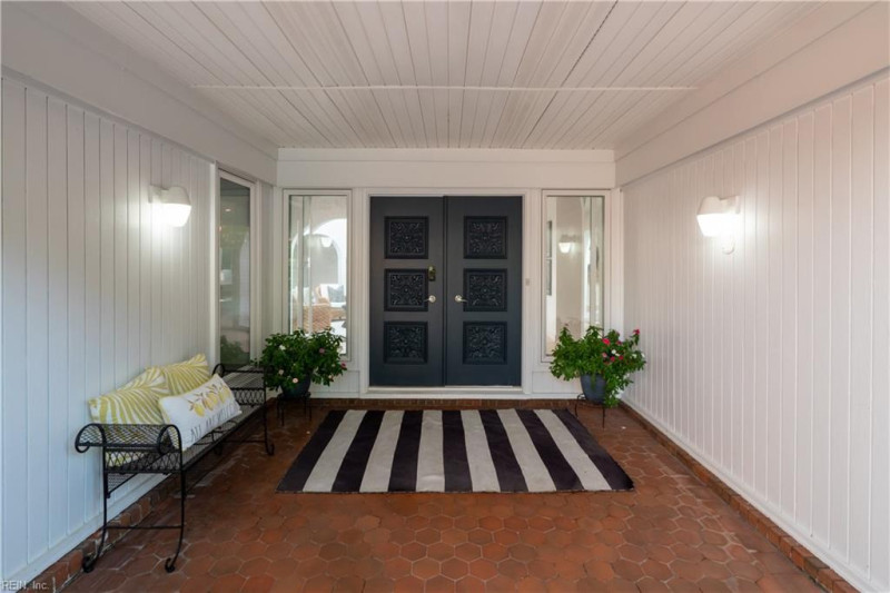 Photo 3 of 50 residential for sale in Virginia Beach virginia