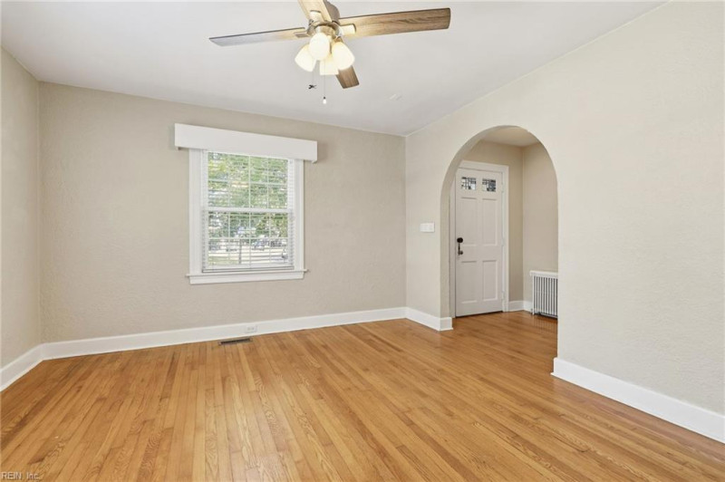 Photo 4 of 34 residential for sale in Norfolk virginia Photo 4 of 34 residential for sale in Norfolk virginia