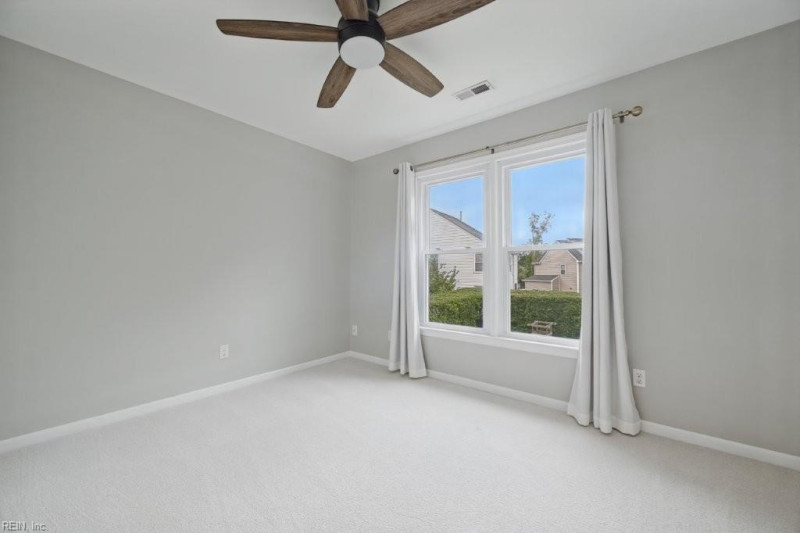 Photo 14 of 33 residential for sale in Newport News virginia