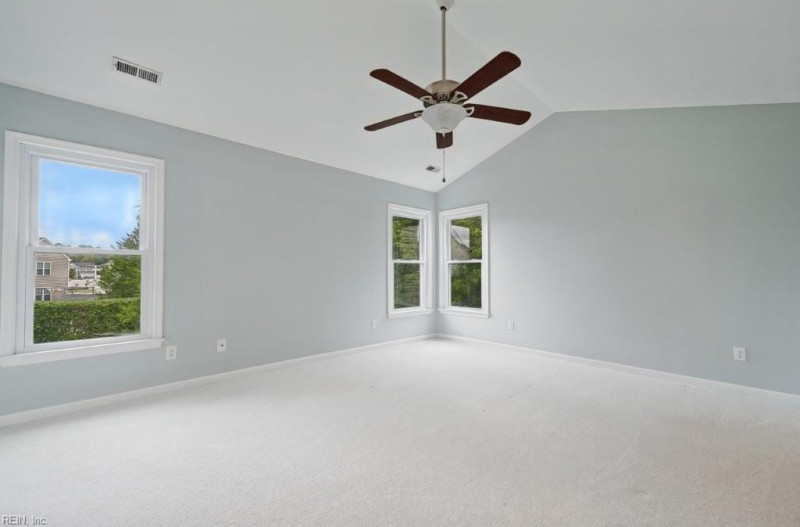 Photo 18 of 33 residential for sale in Newport News virginia