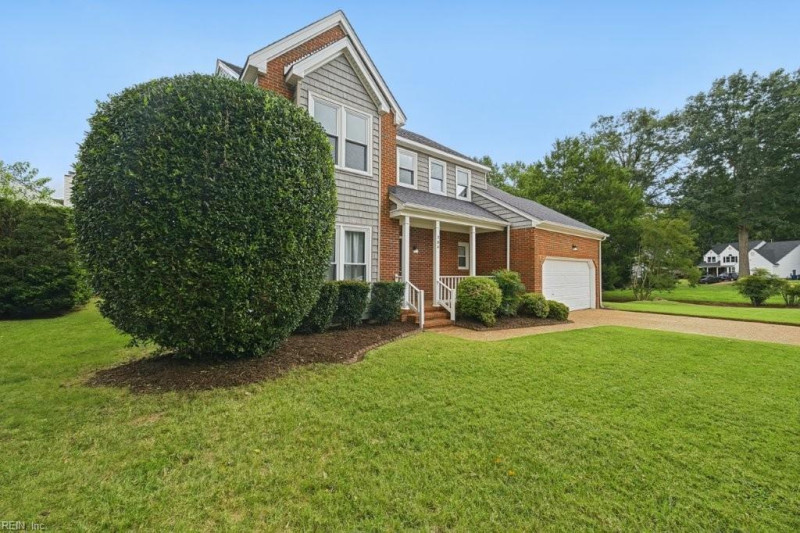 Photo 2 of 33 residential for sale in Newport News virginia