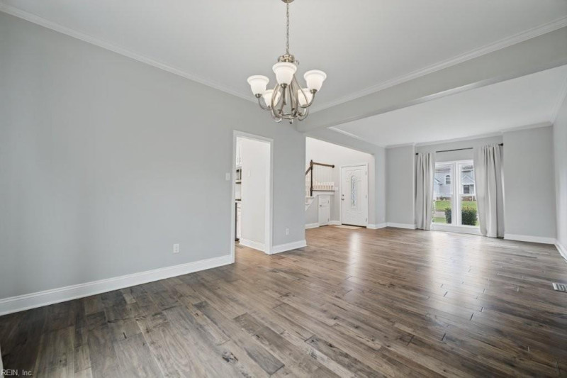 Photo 7 of 33 residential for sale in Newport News virginia