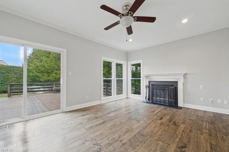 Photo 8 of 33 residential for sale in Newport News virginia