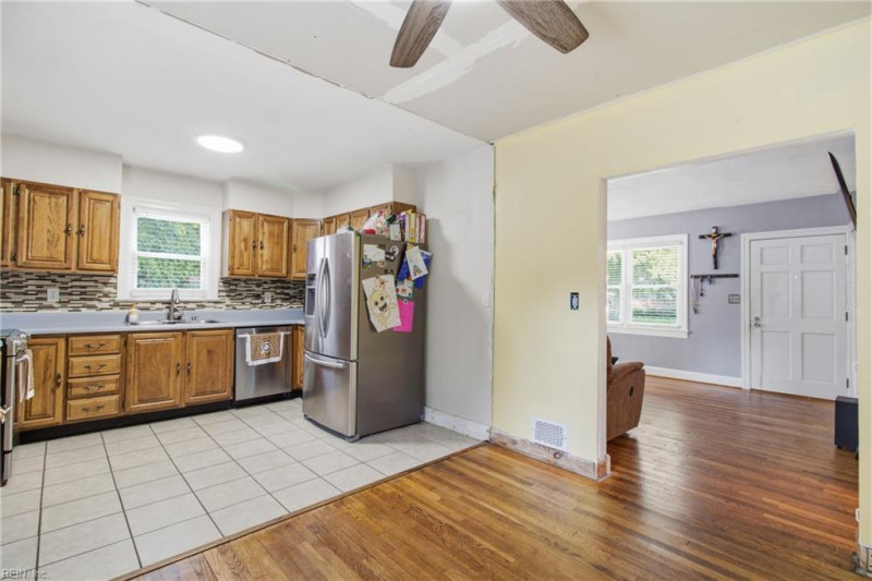 Photo 12 of 31 residential for sale in Norfolk virginia Photo 12 of 31 residential for sale in Norfolk virginia