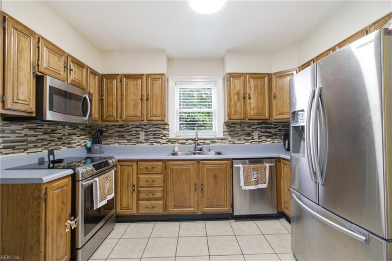 Photo 13 of 31 residential for sale in Norfolk virginia Photo 13 of 31 residential for sale in Norfolk virginia