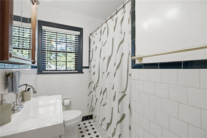 Photo 20 of 31 residential for sale in Norfolk virginia Photo 20 of 31 residential for sale in Norfolk virginia