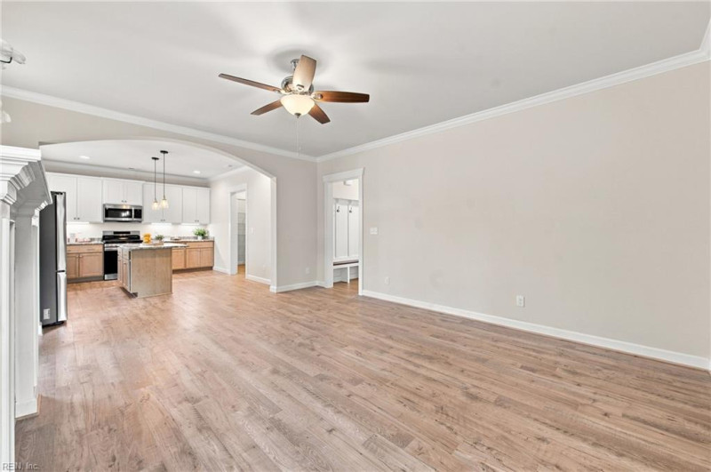Photo 15 of 41 residential for sale in Chesapeake virginia