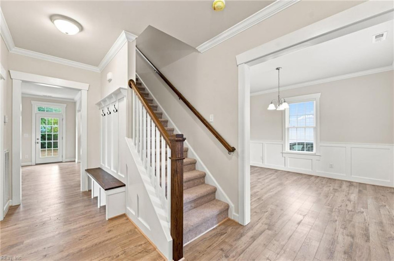 Photo 18 of 41 residential for sale in Chesapeake virginia