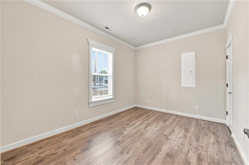 Photo 21 of 41 residential for sale in Chesapeake virginia