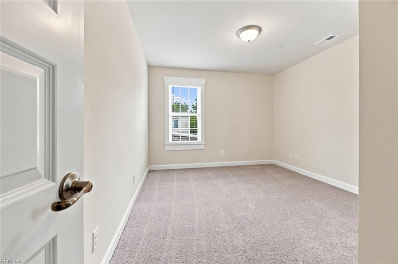 Photo 29 of 41 residential for sale in Chesapeake virginia
