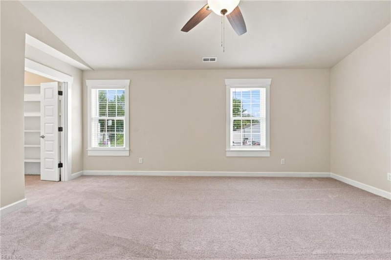 Photo 32 of 41 residential for sale in Chesapeake virginia