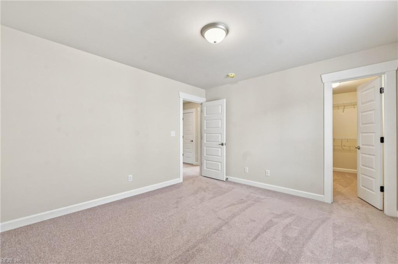 Photo 37 of 41 residential for sale in Chesapeake virginia