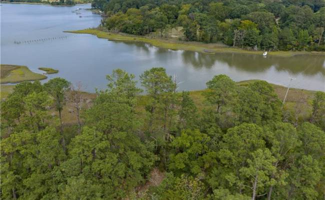 0000 Carmines Island Road, Gloucester County, VA 23072