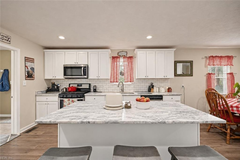 Photo 9 of 27 residential for sale in Chesapeake virginia Photo 9 of 27 residential for sale in Chesapeake virginia