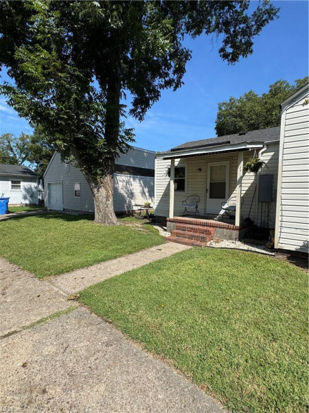 Photo 4 of 9 residential for sale in Chesapeake virginia Photo 4 of 9 residential for sale in Chesapeake virginia