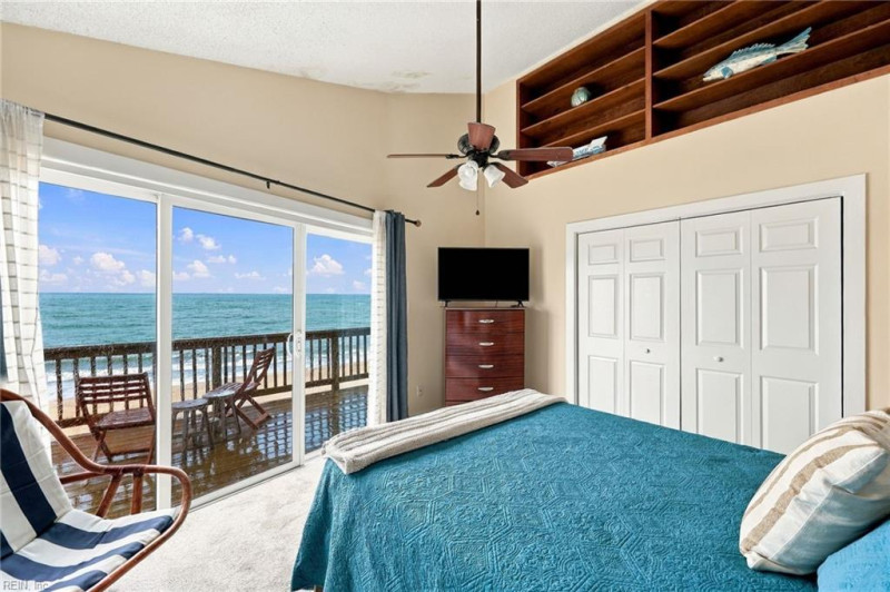 Photo 14 of 43 residential for sale in Virginia Beach virginia